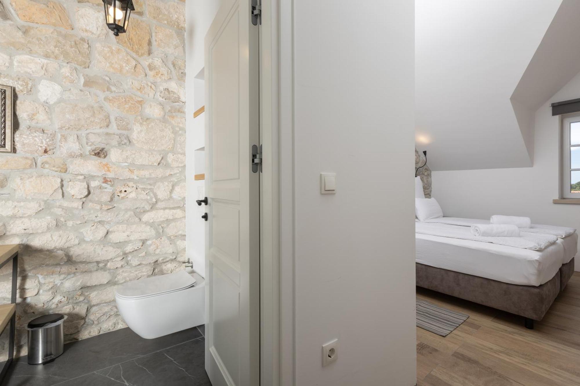 New - Casa Columba - 4 Star Design Boutique Hotel With Outdoor Pool & Private Garden (Adults Only) Макарска Екстериор снимка