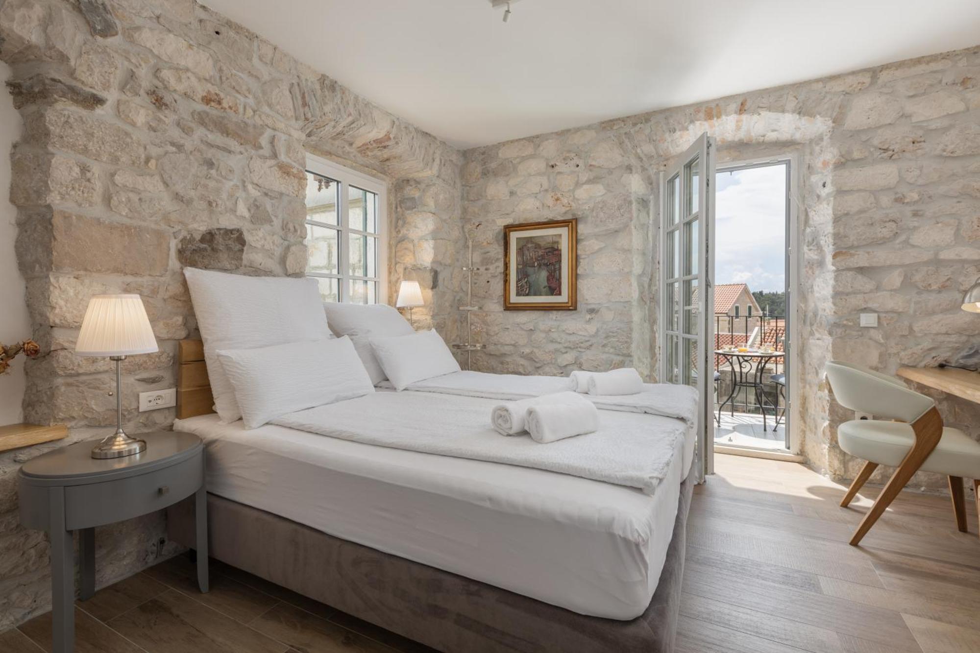New - Casa Columba - 4 Star Design Boutique Hotel With Outdoor Pool & Private Garden (Adults Only) Макарска Екстериор снимка