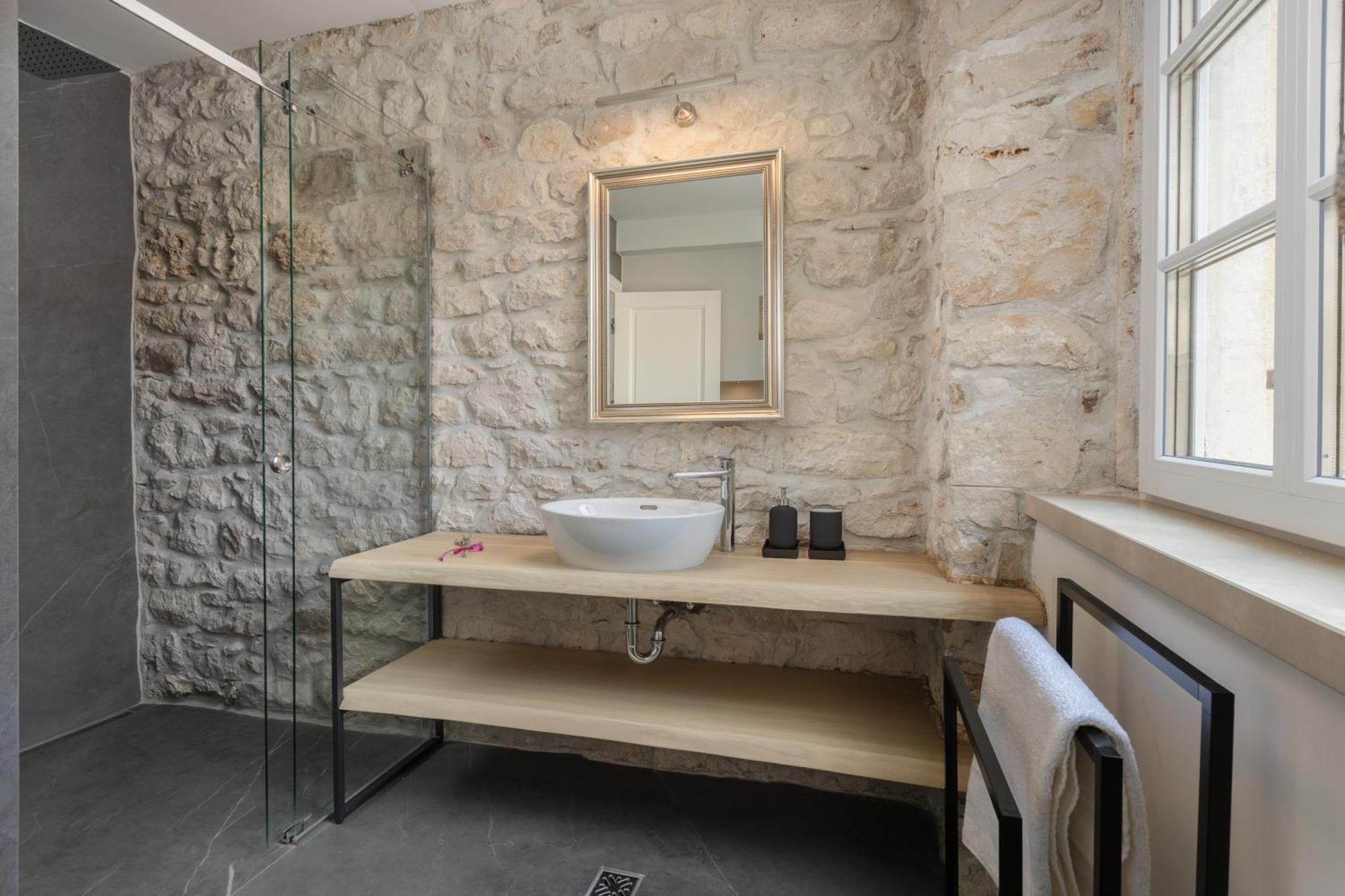 New - Casa Columba - 4 Star Design Boutique Hotel With Outdoor Pool & Private Garden (Adults Only) Макарска Екстериор снимка