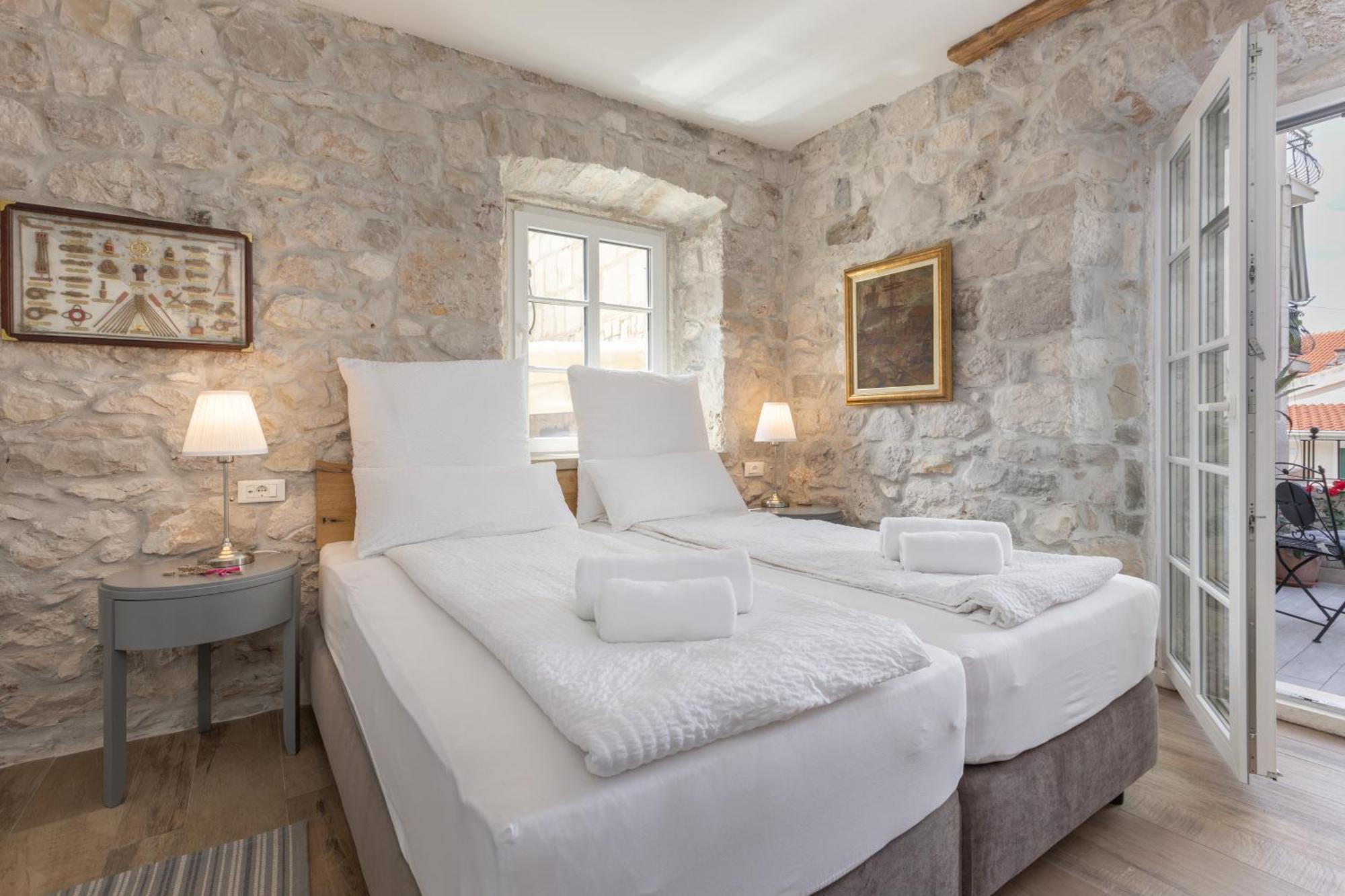 New - Casa Columba - 4 Star Design Boutique Hotel With Outdoor Pool & Private Garden (Adults Only) Макарска Екстериор снимка
