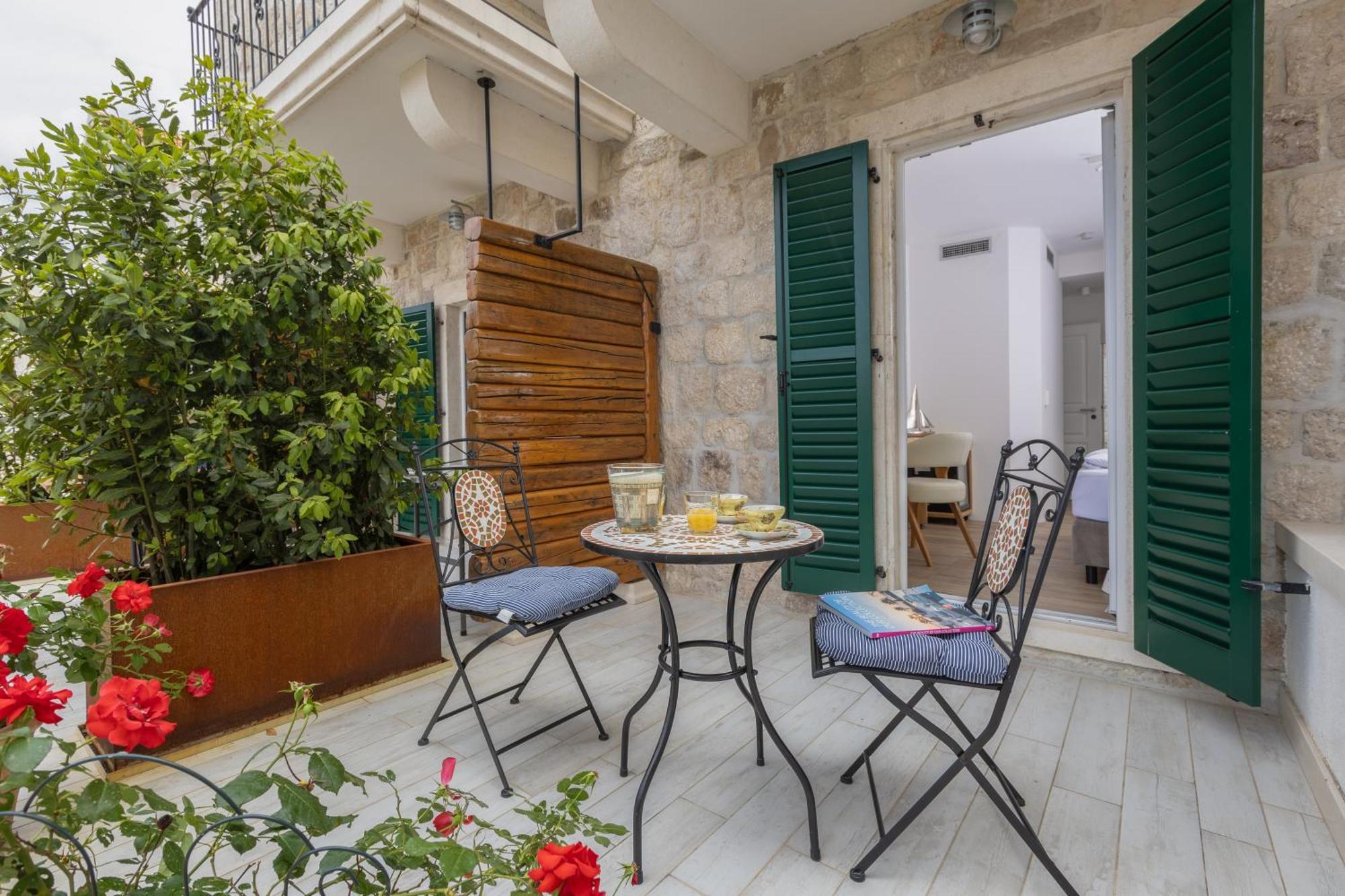 New - Casa Columba - 4 Star Design Boutique Hotel With Outdoor Pool & Private Garden (Adults Only) Макарска Екстериор снимка